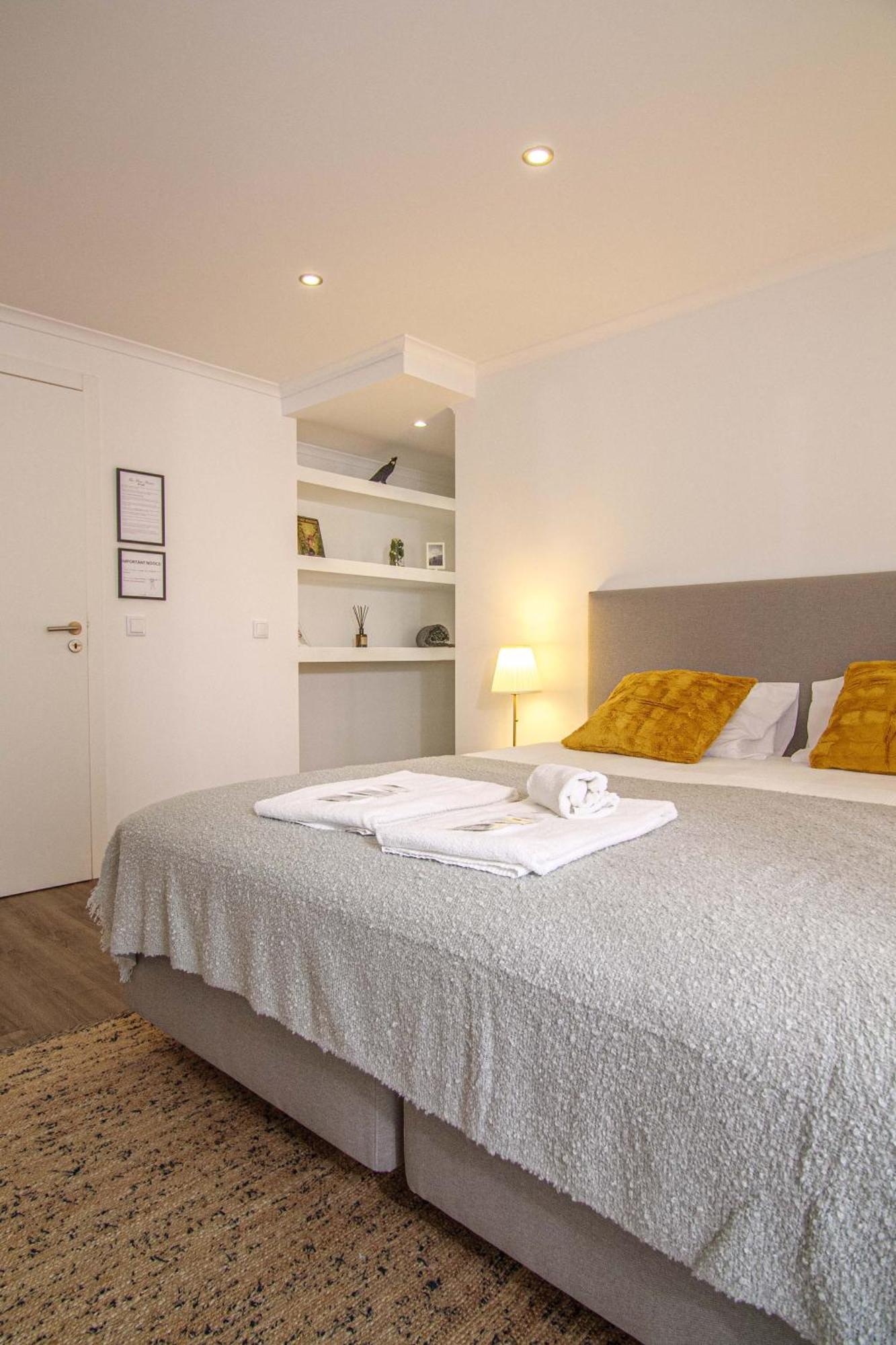 Pine House - Faro Airport, Beach And City Center 외부 사진