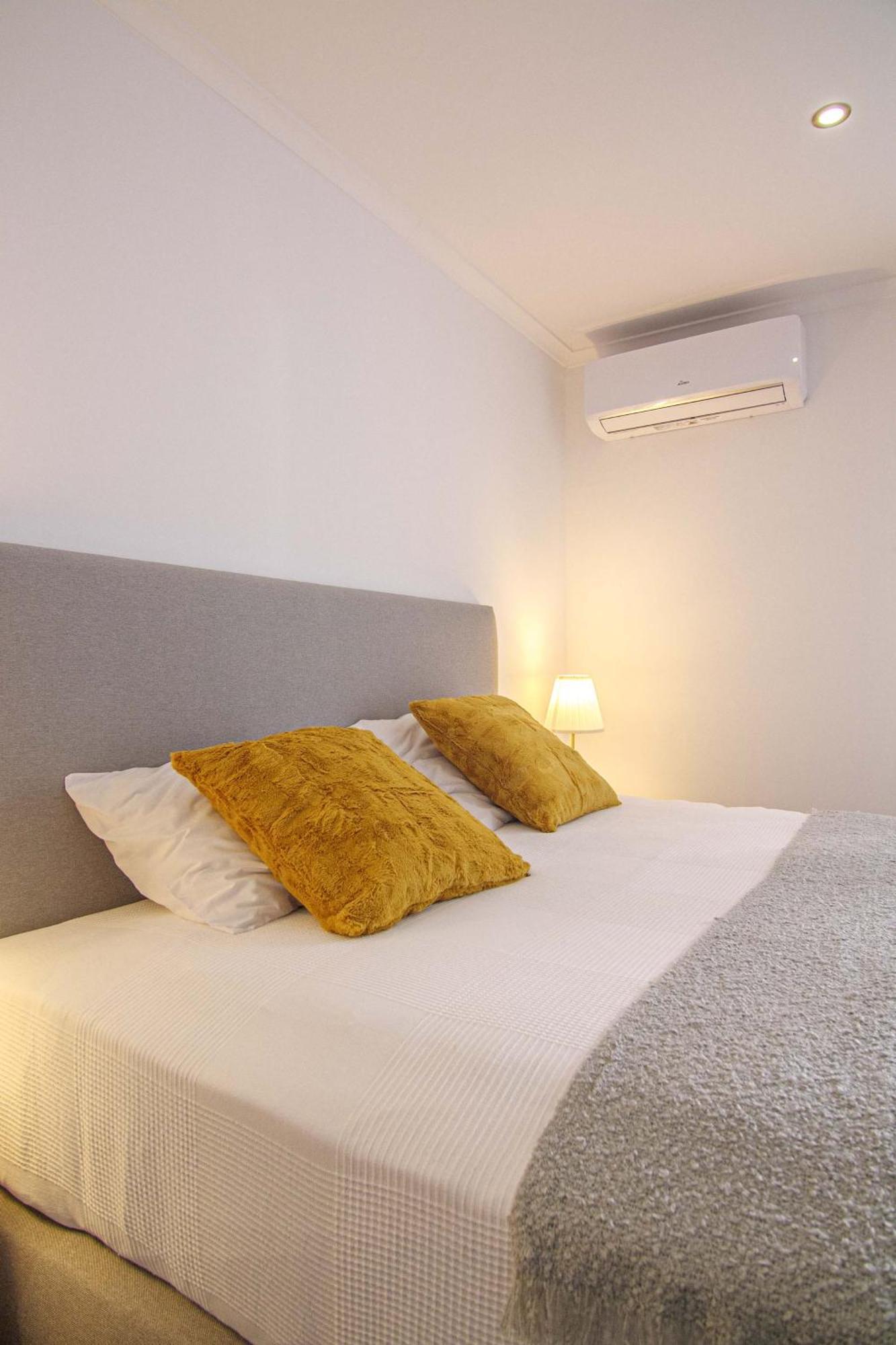 Pine House - Faro Airport, Beach And City Center 외부 사진
